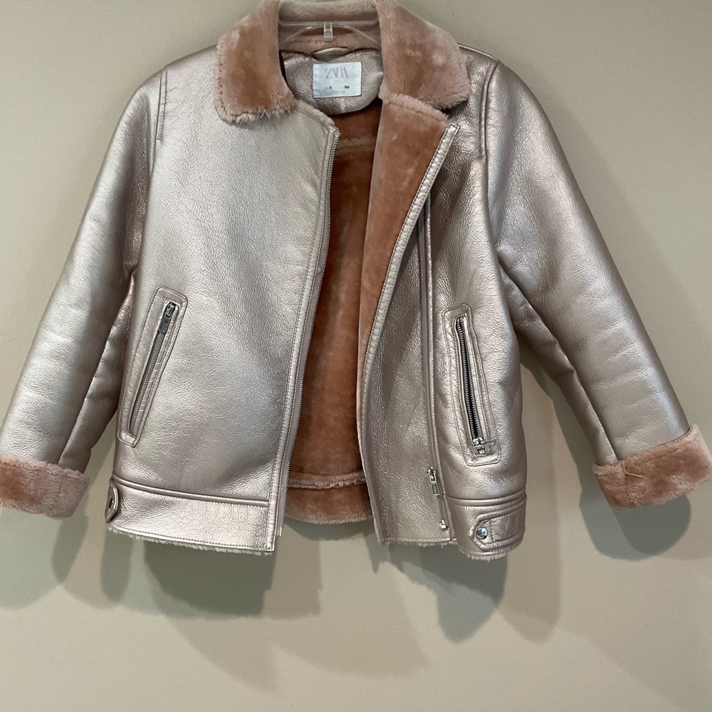 ☀️☀️☀️ZARA Girl’s Faux Leather/Shearling Asymmetrical Zip Jacket, Size 9